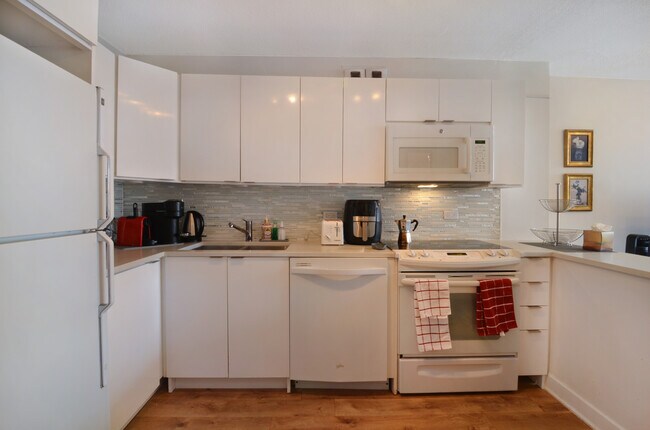 Building Photo - 405 N Wabash Ave