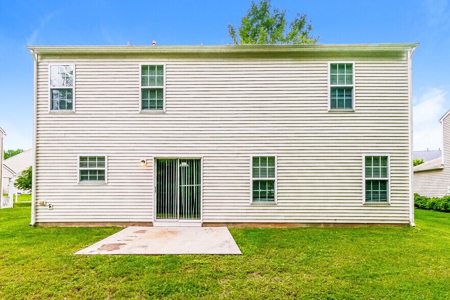 Building Photo - 5457 Thunderidge Drive