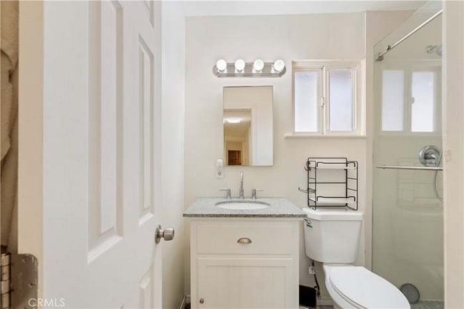 Building Photo - 104 W Bluebell Ave