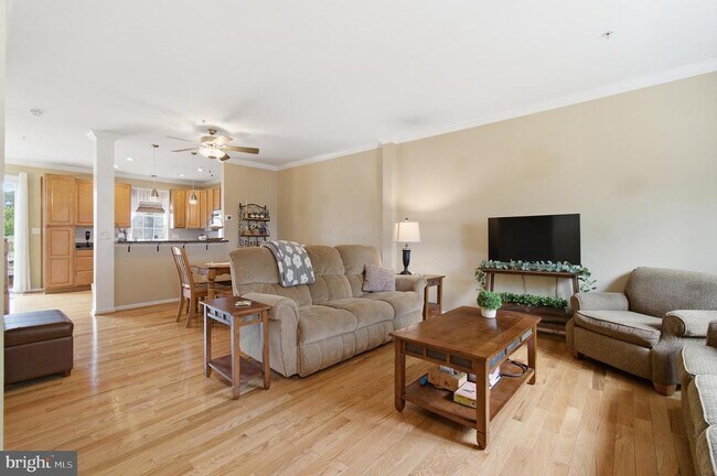 Building Photo - 1514 Long Dr Ct