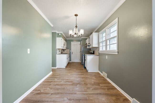 Building Photo - 4655 Curtis Ave