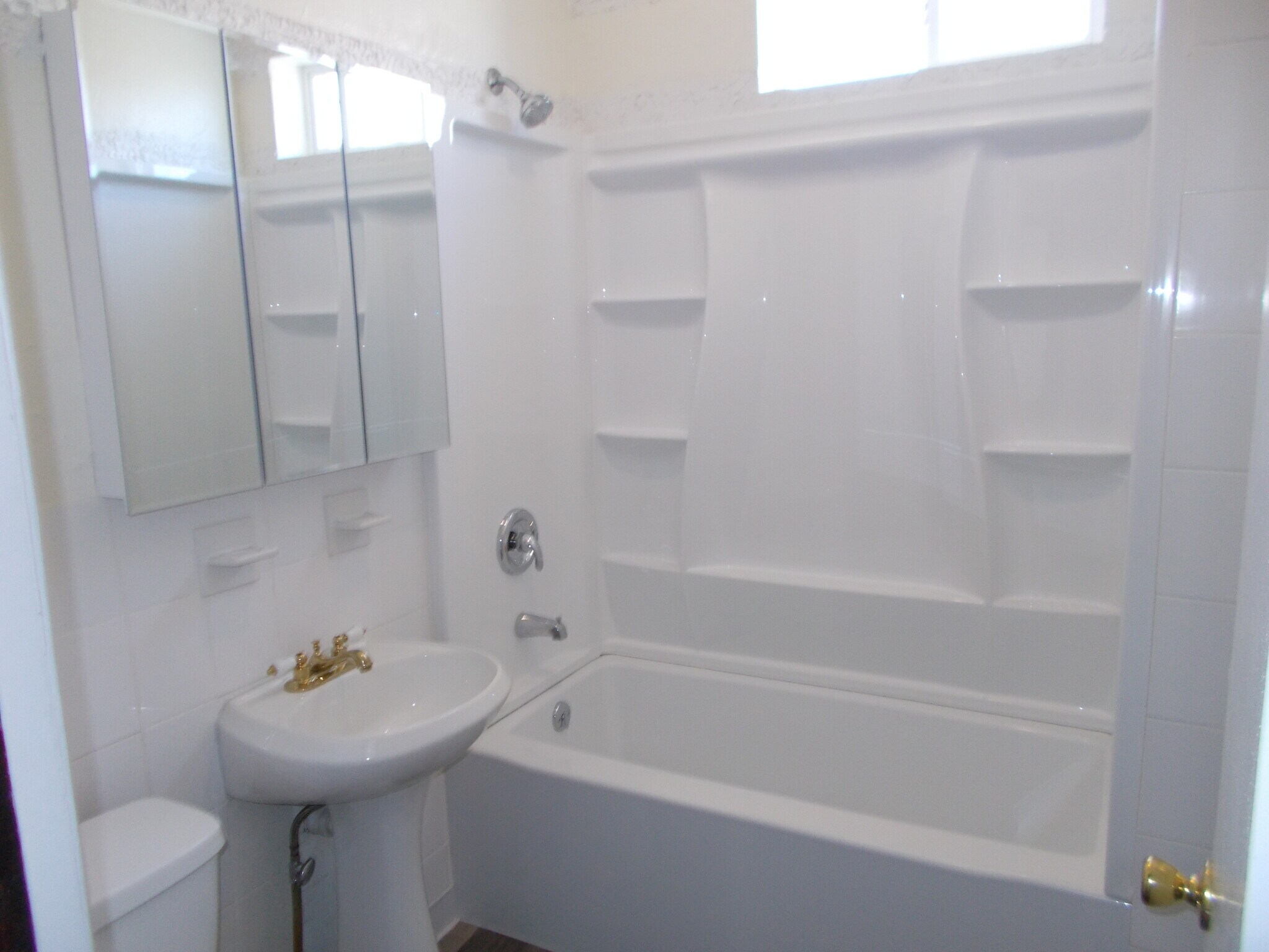 Building Photo - 306 Madison Ave