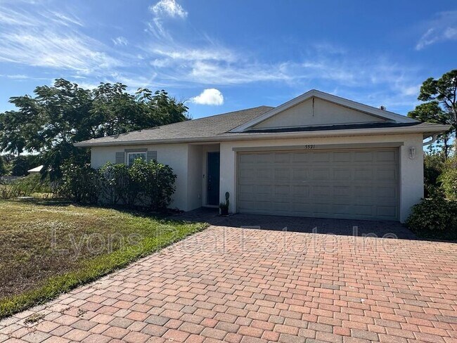 Building Photo - 5521 Gillot Blvd