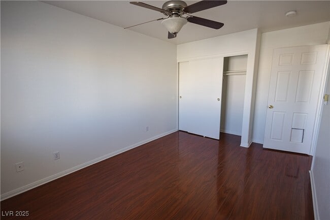 Building Photo - 7873 Laurelton Pl