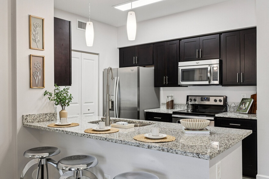 Primary Photo - Mila Apartments