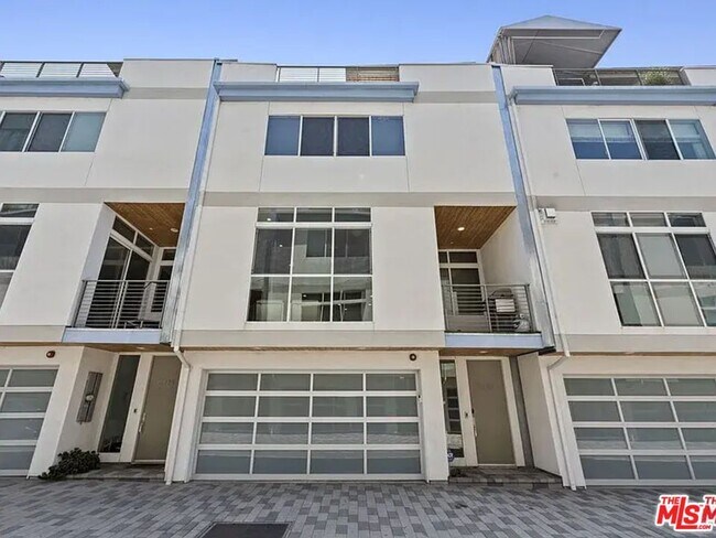 Building Photo - 6728 W Hepburn Way