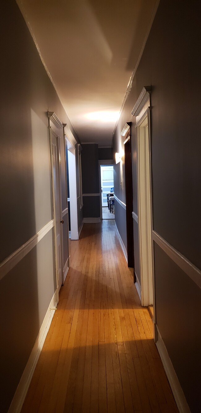 Building Photo - 5508 S Hyde Park Blvd