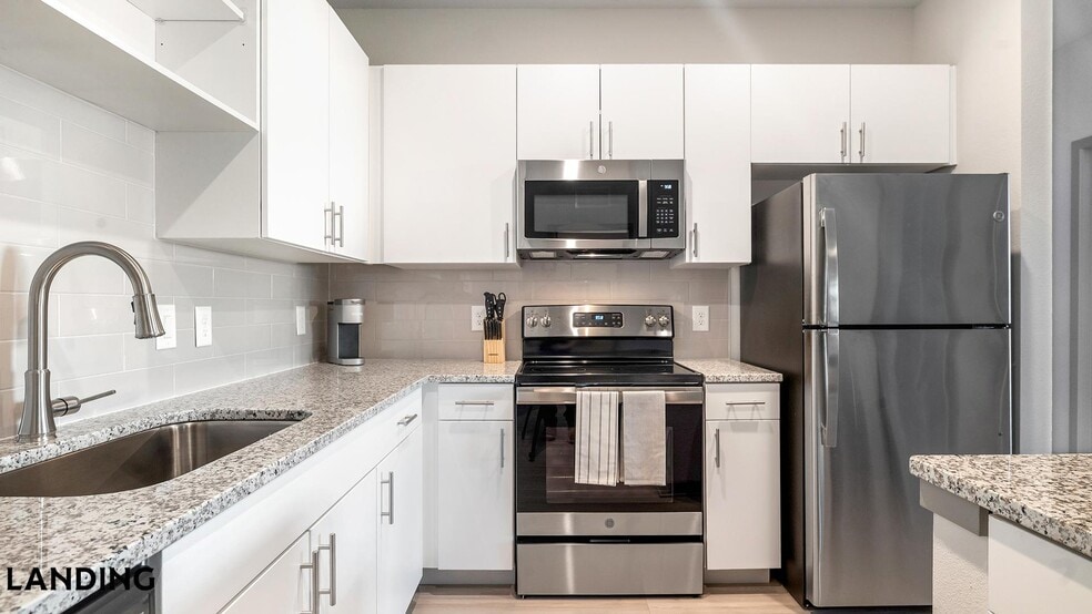 Building Photo - 110 Zora Pl