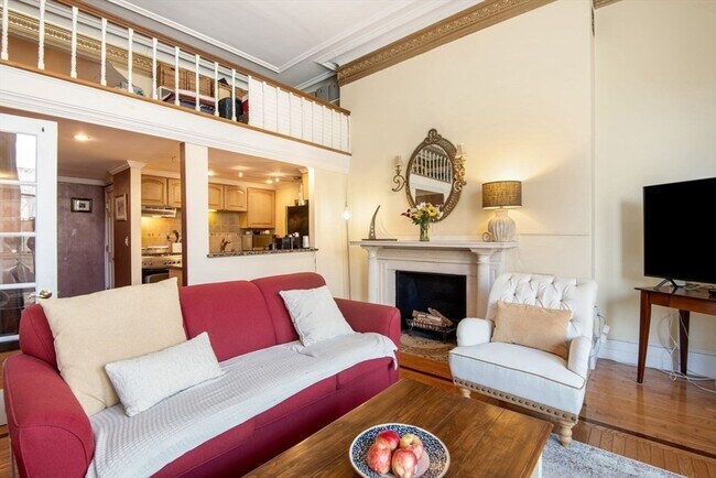 Building Photo - 64 Commonwealth Ave