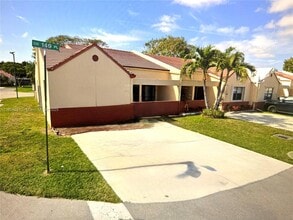 Building Photo - 9054 SW 149th Pl