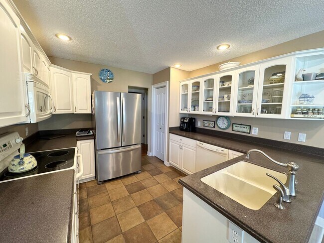 Building Photo - Longs - 3 Bedroom / 2 Bathroom Fully Furnished Home