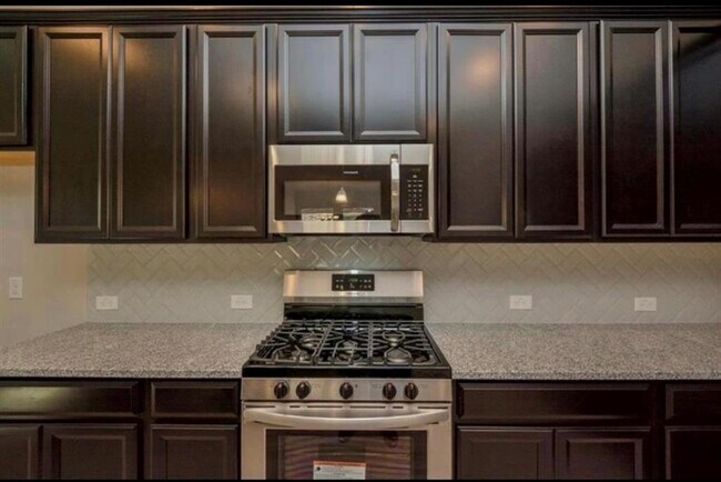 Building Photo - 427 Micaela Meadows Ct