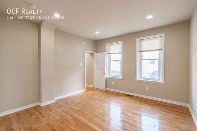 Building Photo - 2100 St Albans St