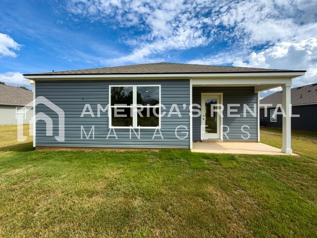 Building Photo - Coming Soon! Available to View Now!!