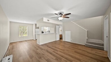 Building Photo - Recently updated 2-bedroom, 1.5-bathroom a...