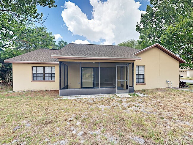 Building Photo - 10827 Claymont Dr