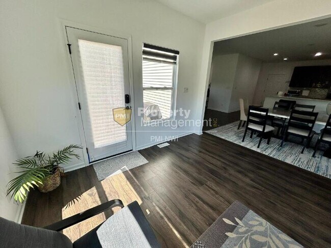 Building Photo - 5625 Burr Rdg Cir