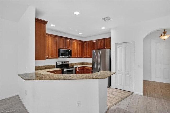 Building Photo - 7054 Ambrosia Ln