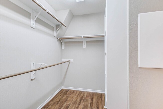 Building Photo - 24558 Folkstone Cir