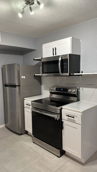 Building Photo - 2223 Gorman Ave