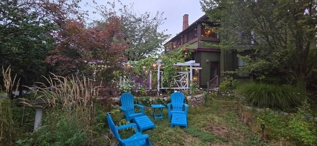 Building Photo - 31 Elm Ct