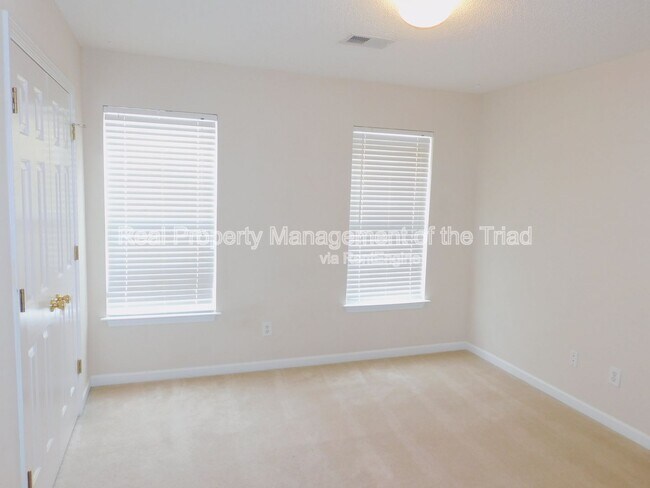 Building Photo - 4706 Ridge Fall Rd