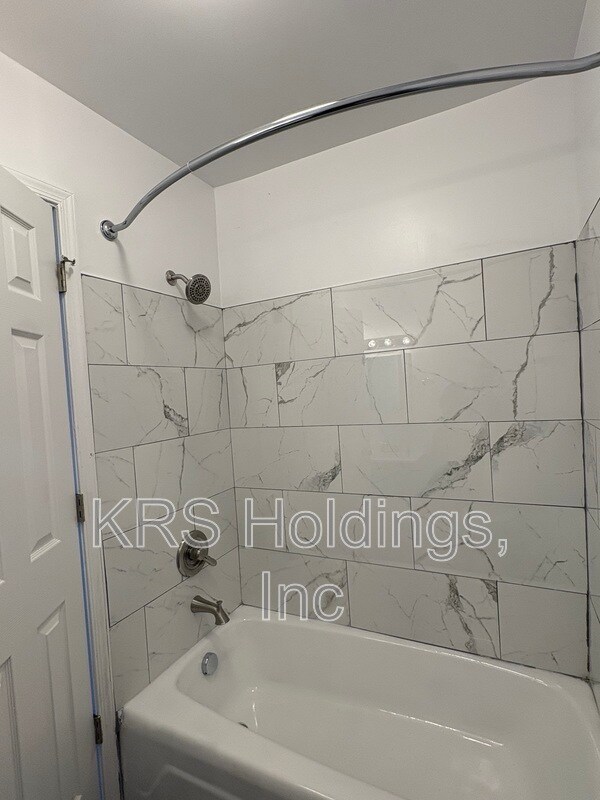 Building Photo - 2315 Alfalfa Ln