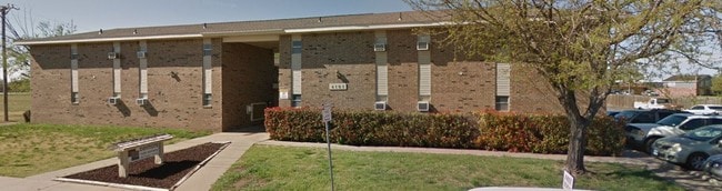 Primary Photo - Belmont Apartments