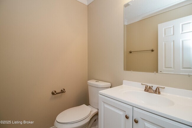 Building Photo - 303 New Christman Ln