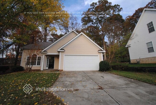Building Photo - 14736 Sapphire Ln