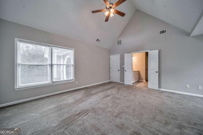 Building Photo - 2011 Town Lake Hills W