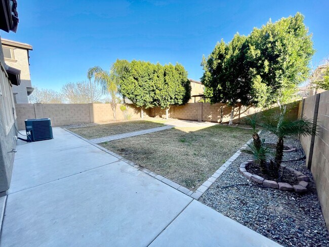 Building Photo - 3454 E Azalea Dr