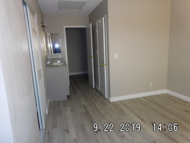 Building Photo - 5235 Golden Ln