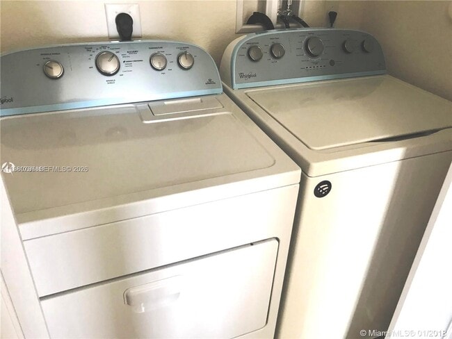 Building Photo - 210 NW 109th Ave