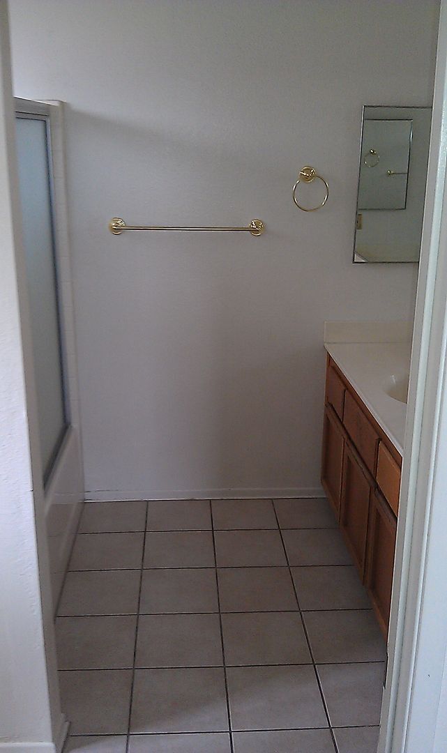 Building Photo - Nice Single Story in Quiet Murrieta Neighb...