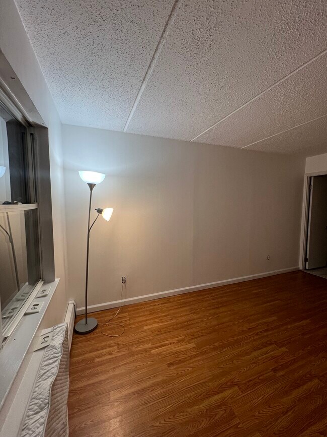 master bedroom - 24 Palmetto St