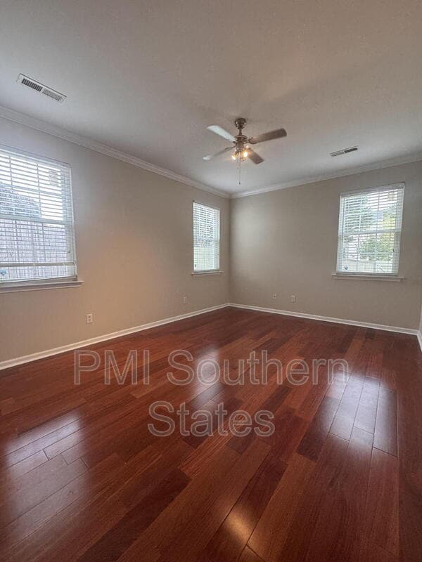 Building Photo - 10 Blossom Park Ct
