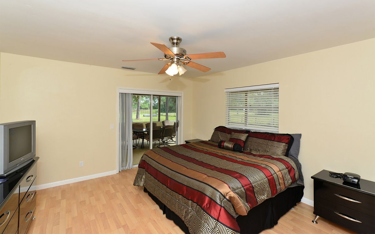 Building Photo - 8200 Ibis St