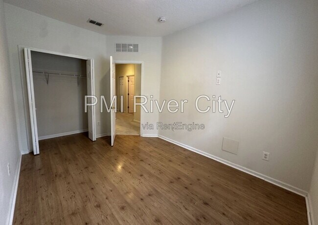Building Photo - 8617 Ribbon Falls Ln