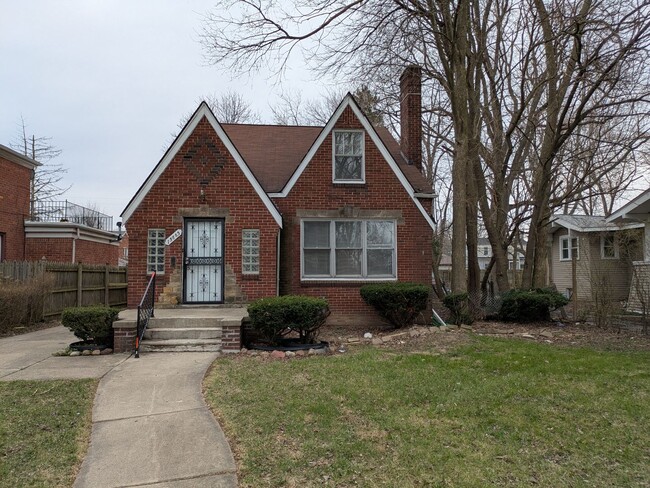 Primary Photo - 15865 Prevost St