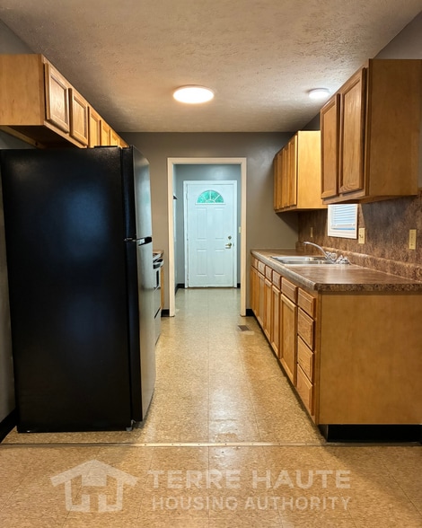 Building Photo - 1630 Liberty Ave