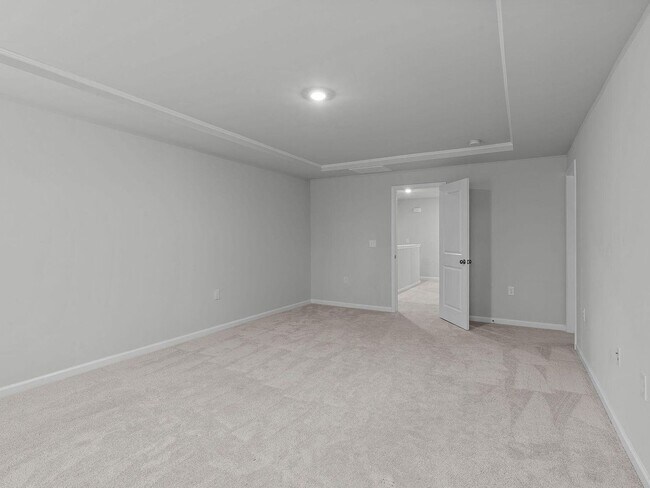 Building Photo - 3BR Like-New Townhome – GREAT PRICE - Community Pool/Playground