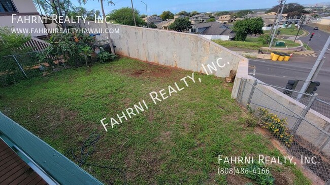 Building Photo - 2 Bedroom Duplex Home in Aliumanu.