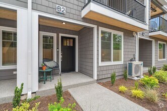 Building Photo - 3 Bed | 3.5 Bathroom | 1626 Sq Ft | $3,350