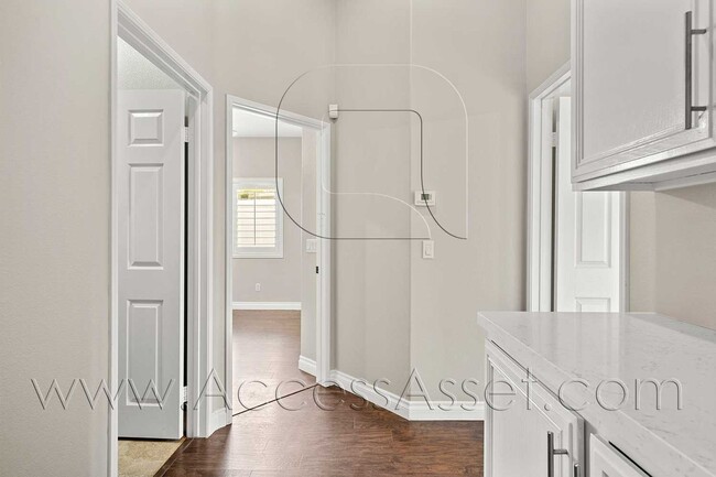 Building Photo - 3324 Willow Park Cir