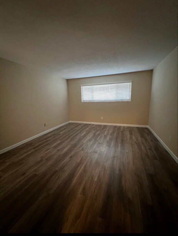 Building Photo - 2435 W 227th St