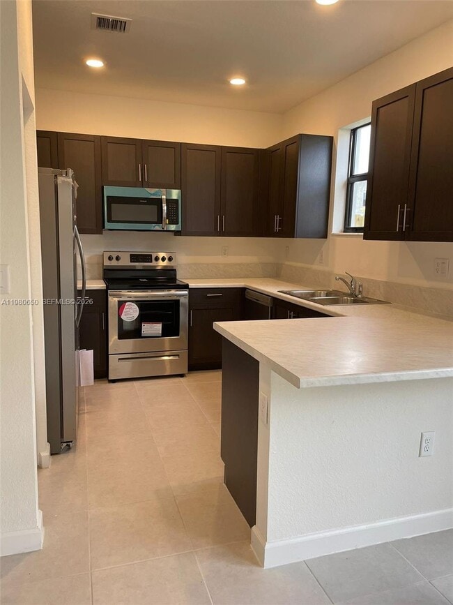 Building Photo - 13419 SW 287th Ter