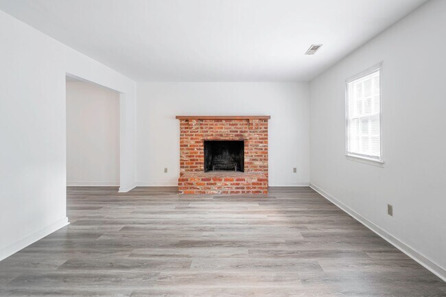 Building Photo - Great West End Two Bedroom Flat for rent