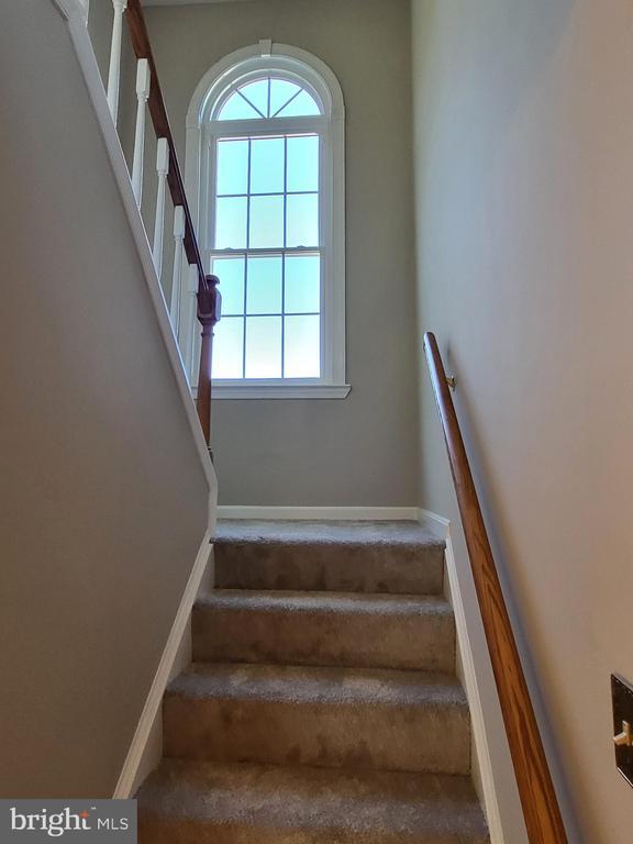 Building Photo - 805 Cattail Ln NE