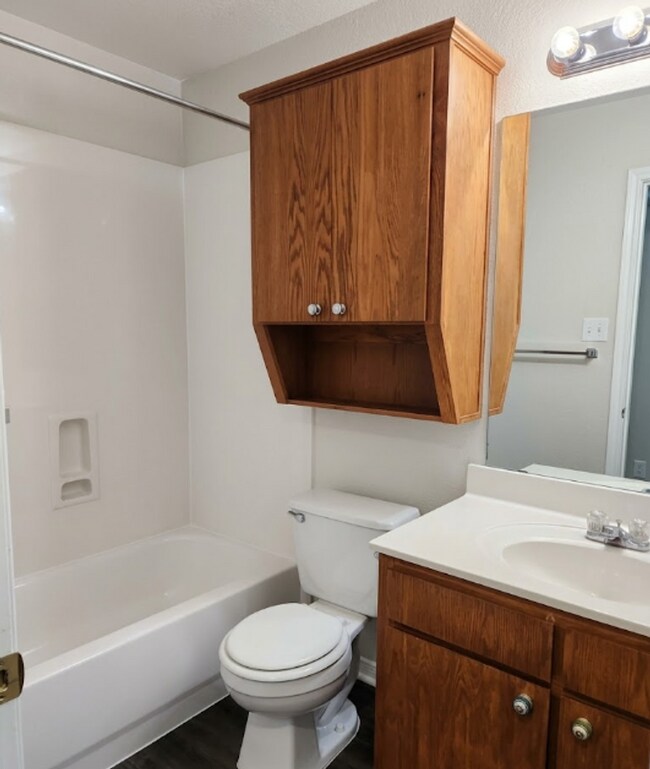 Building Photo - 1606 Libby Ln